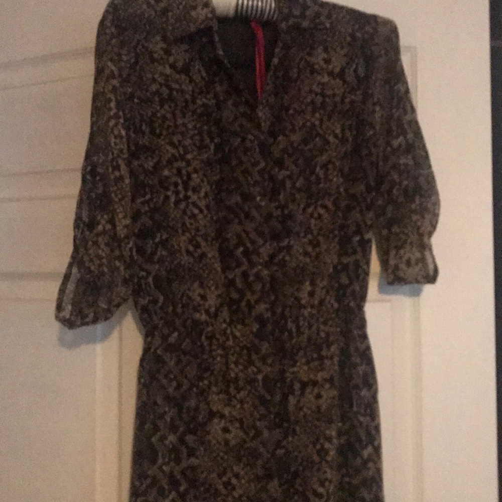 Quarter sleeve snake print maxi dress